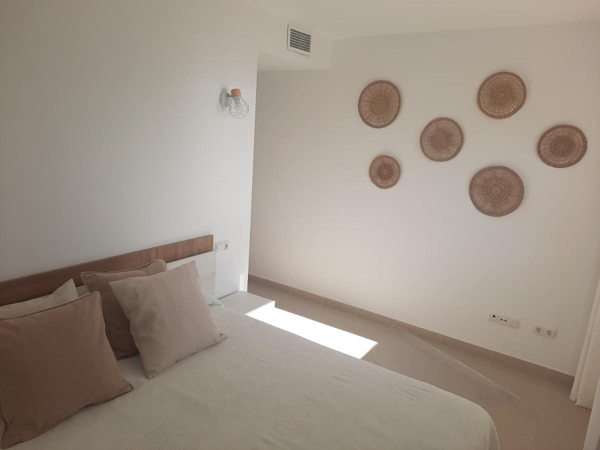 Primera Linea De Playa A 10 Min Estepona 산루이스데사비닐라스 외부 사진