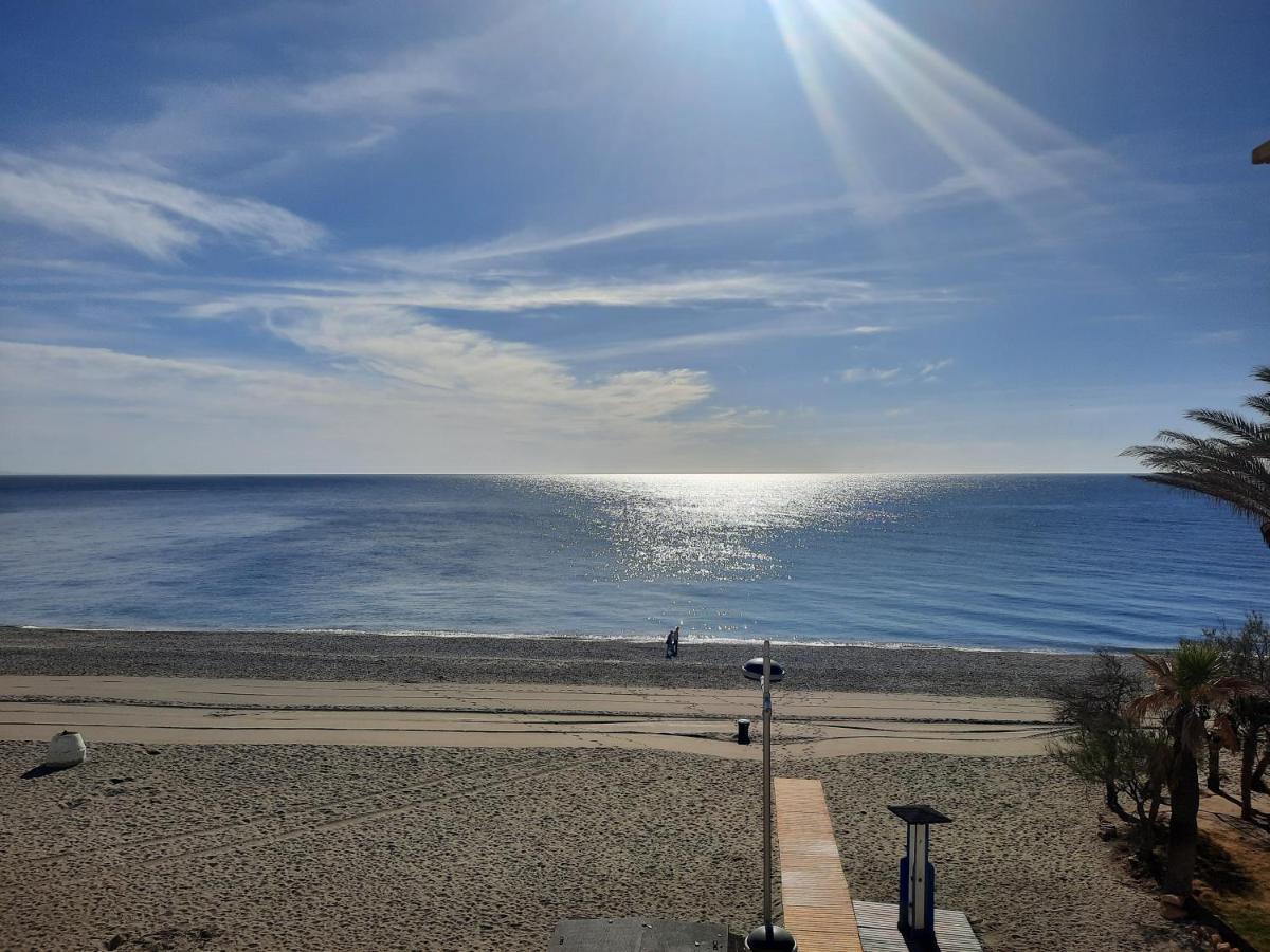 Primera Linea De Playa A 10 Min Estepona 산루이스데사비닐라스 외부 사진